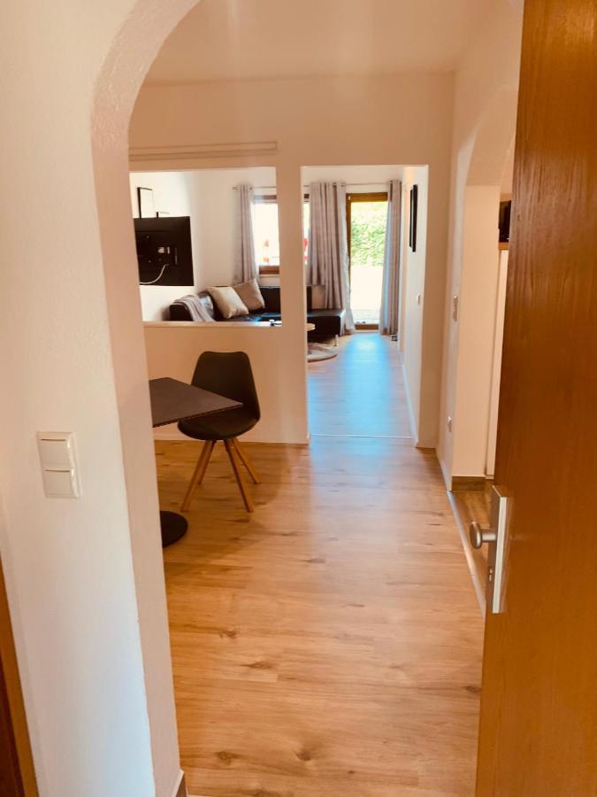 Felix Living 5, Modern & Cozy 2 Zimmer Wohnung, Terrasse, Parkplatz Salzweg Extérieur photo