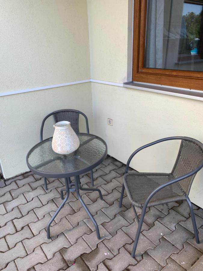 Felix Living 5, Modern & Cozy 2 Zimmer Wohnung, Terrasse, Parkplatz Salzweg Extérieur photo